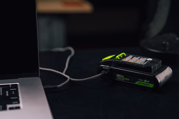 Baterie POWERALL 24V s vysokým výkonem a USB-C 2Ah